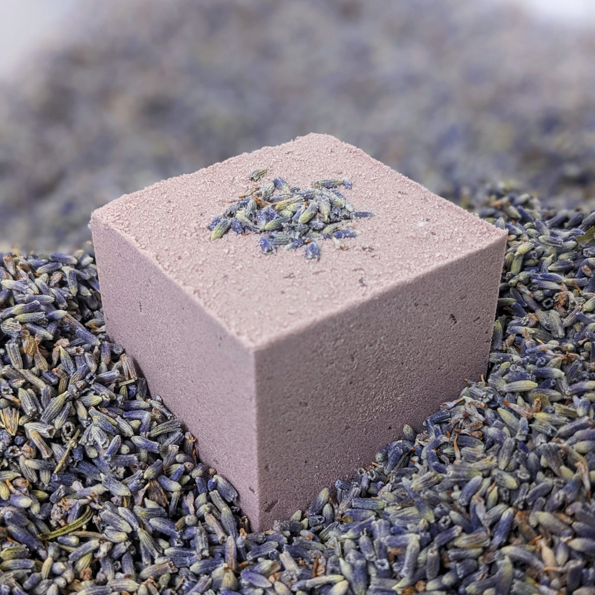 Herbal-Infused Lavender Bath Bombs - The Good Rub