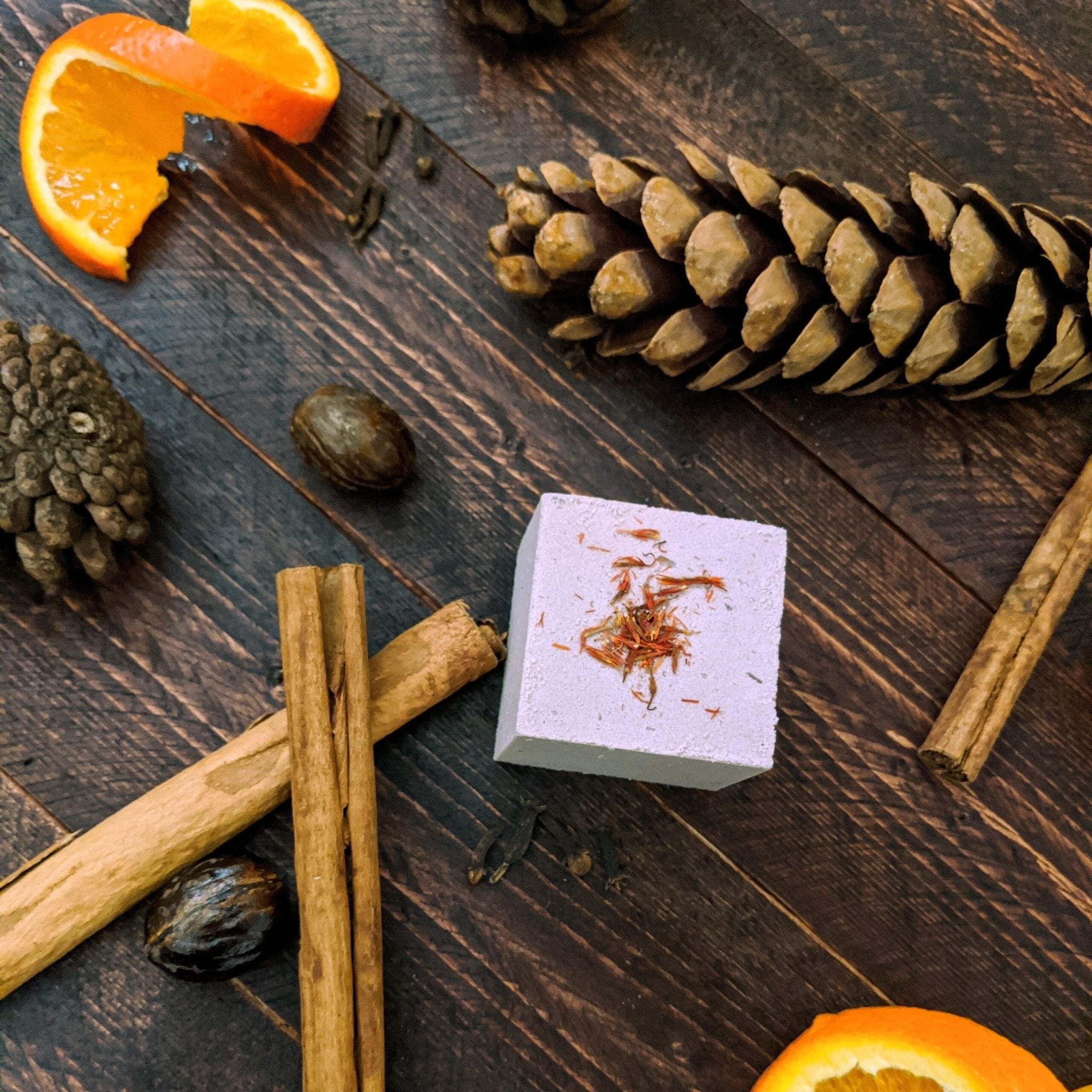 Herbal-Infused Spiced Wine Bath Bombs - The Good Rub